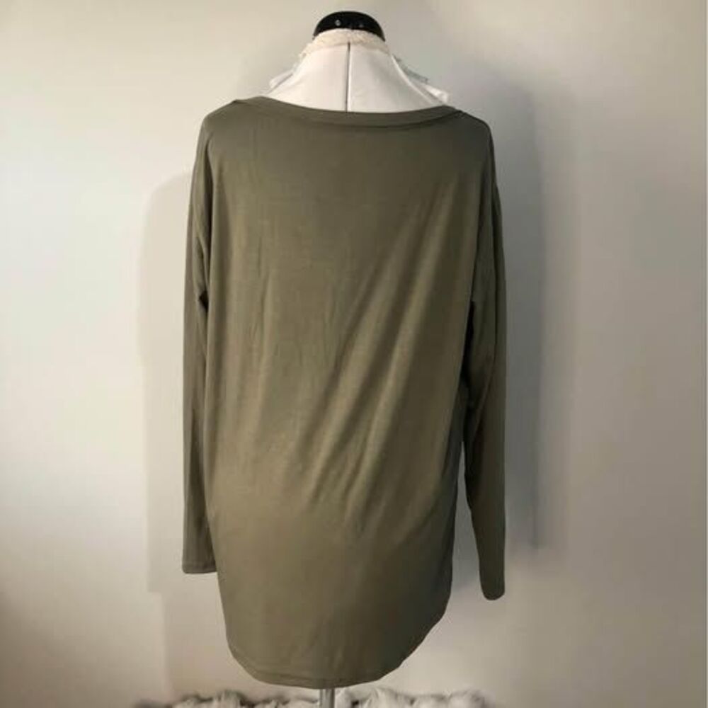 Blouse NWOT 2X Long Sleeve Blouse Pocket green 23” p-p, 27” length C5840 - Picture 2 of 5